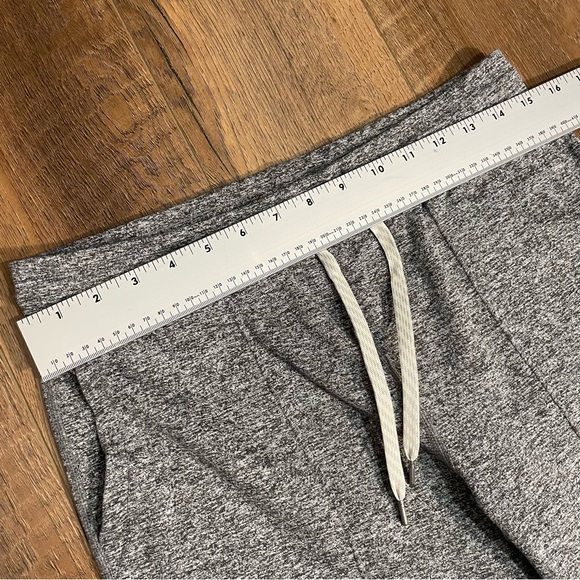 Vuori Gray Wide Leg Pants - Picture 6 of 11